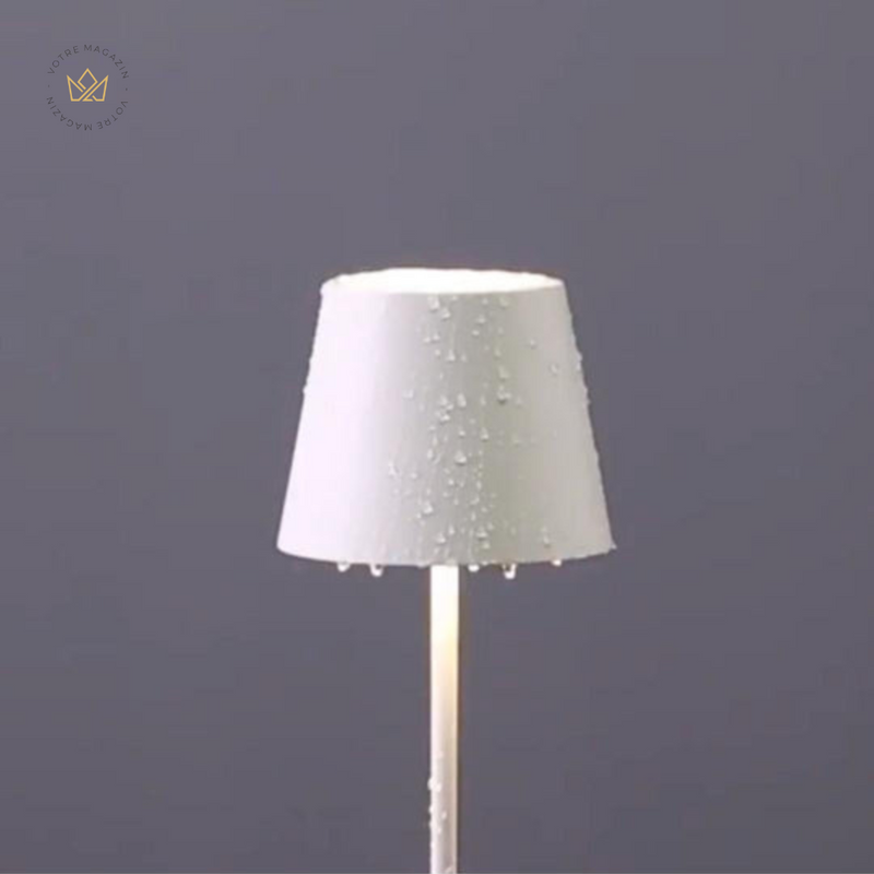 Luminária de Mesa Paris - Uma atmosfera confortável e sem fios em qualquer ambiente!