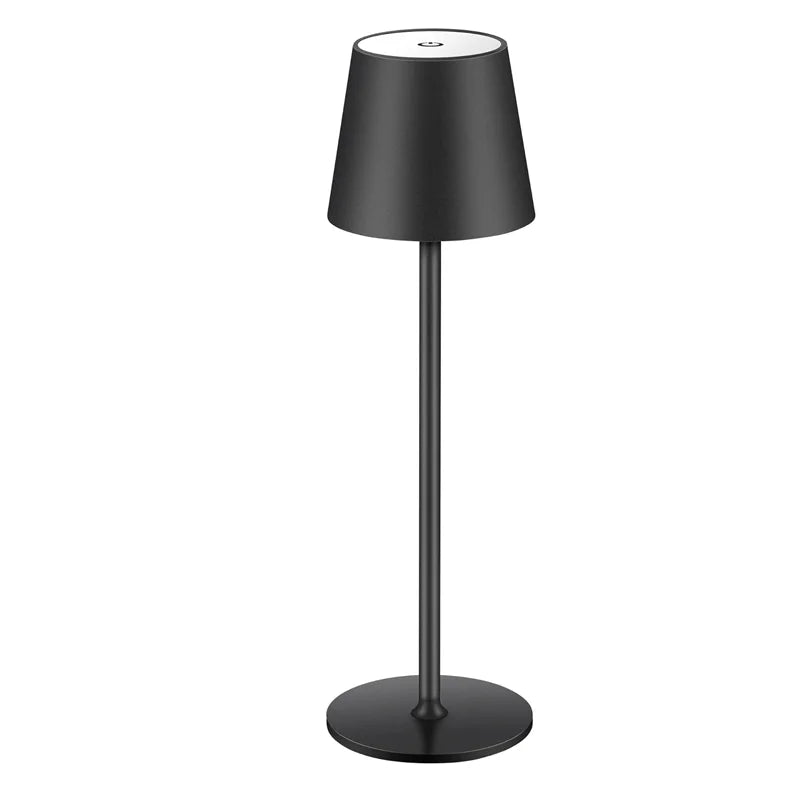 Luminária de Mesa Paris - Uma atmosfera confortável e sem fios em qualquer ambiente!